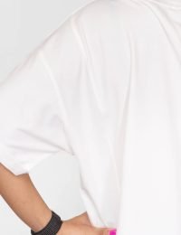 تیشرت زنانه آستین پاکتی استایل - تصویر 4