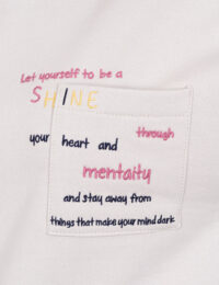 بلوز زنانه سرشانه افتاده گلدوزی شاینا - تصویر 2