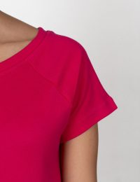 تیشرت زنانه چاپدار گربه بازیگوش - تصویر 4