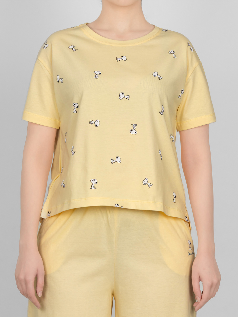 اسنوپی-خوشحال-(0) تیشرت زنانه چاپدار اسنوپی خوشحال - تصویر 1