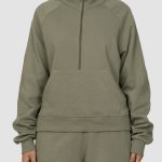 بلوز زنانه نیم زیپ نیوشا